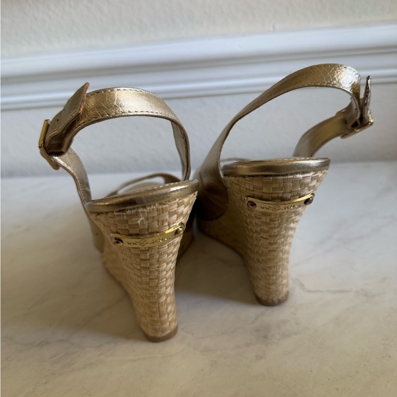LILLY PULITZER Gold Wedges - Picture 2 of 7